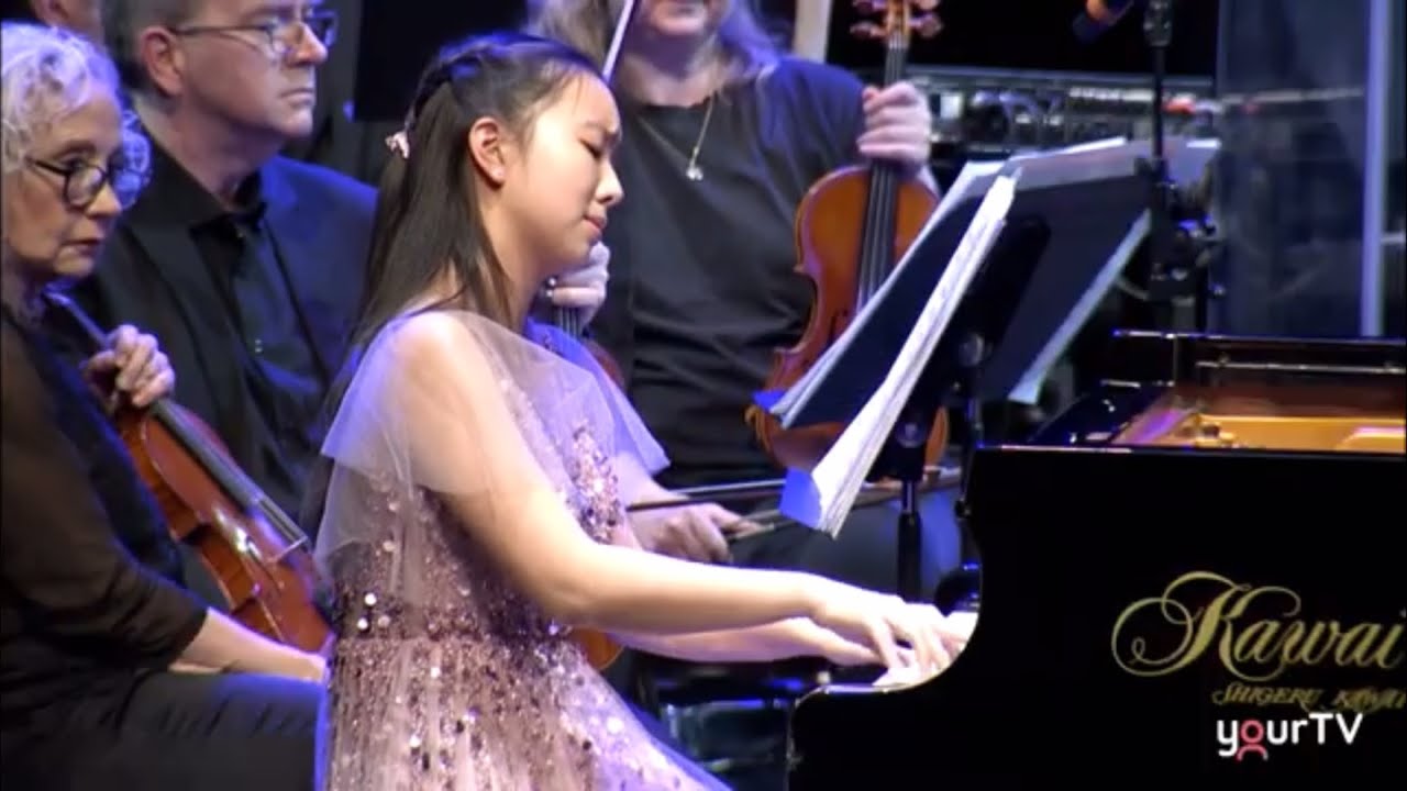 Schumann Concerto in A minor - Live with BNMO (Audience Phone Recording)