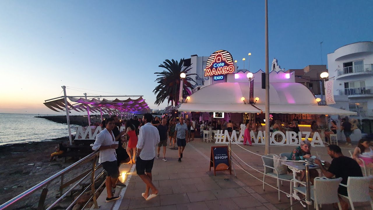 CAFE MAMBO and CAFE DEL MAR IBIZA 2021 SUNSET TOURIST STRIP