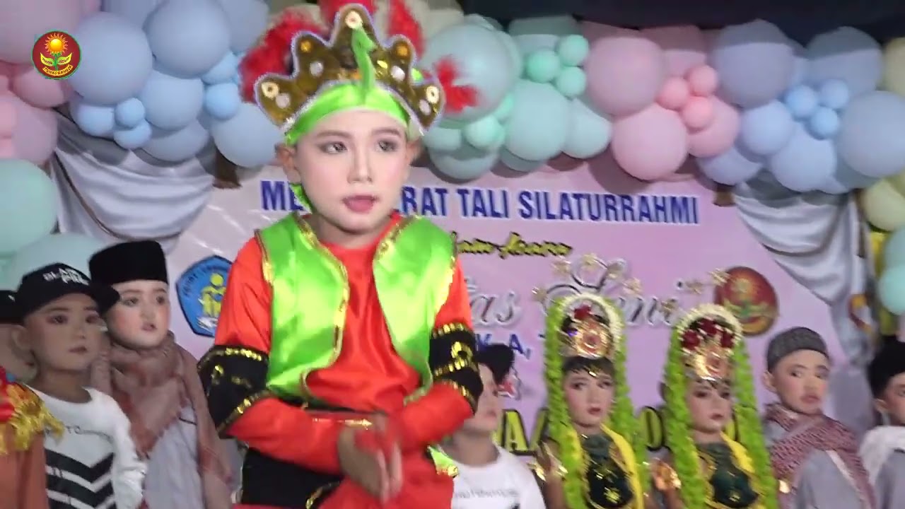 Indonesia Raya ala anak PAUD Tunas Bangsa.. Keren Abisss
