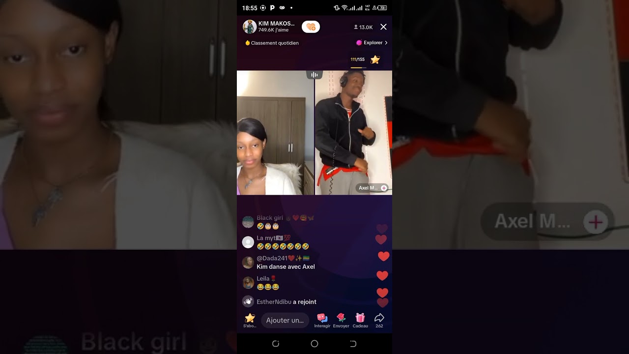 Axel danse sur le son d'Antala devant Kimi
