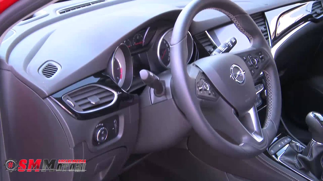 Nuova Opel Astra 2016