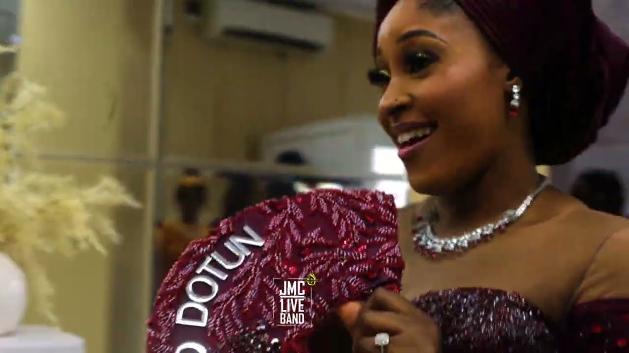 BEAUTIFUL OWAMBE Wedding – Bride Goes Wild | JMC Live Band Nigerian Party”
