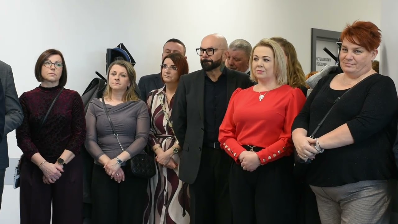 Otwarcie Wiejskiego Ośrodka Zdrowia w Szebniach 