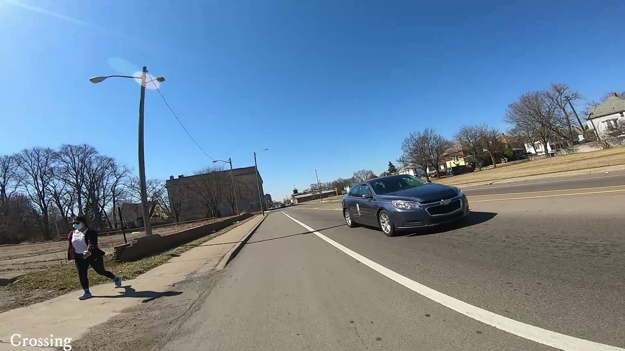 Biking Seminole Street, Indian Village, Detroit 2021 dog attack at 7:45