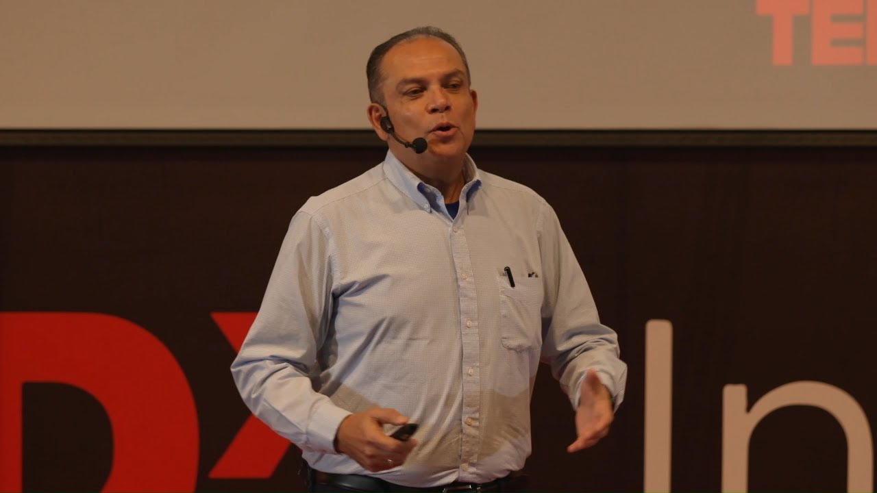 El poder de las relaciones humanas | Fernando Bola&ntilde;os | TEDxUNIS