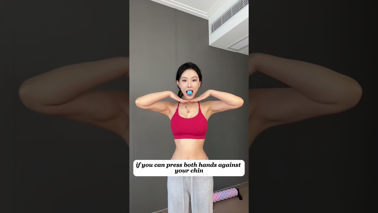6 Face Yoga Moves—Sculpt a Slim V-Shape Anytime, Anywhere! 
