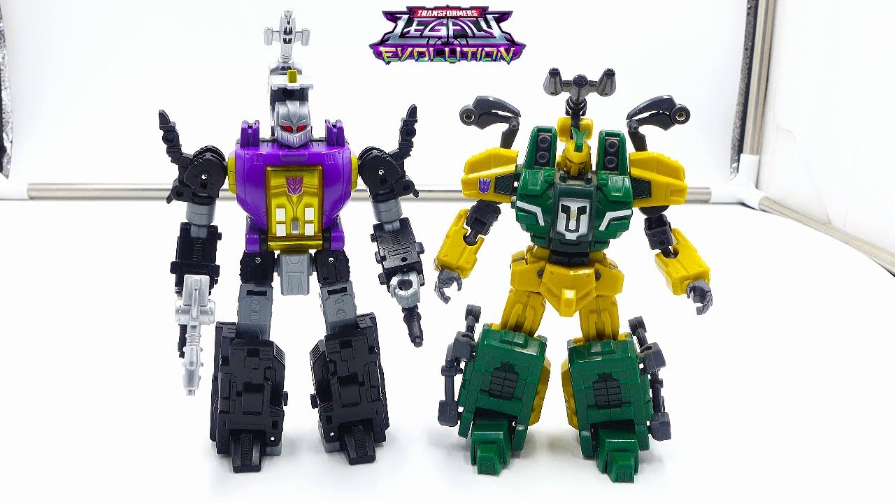 Transformers Legacy Evolution Bombshell Vs. Fansproject Deluxe Insecticon CA-07 Teardown Review!!!