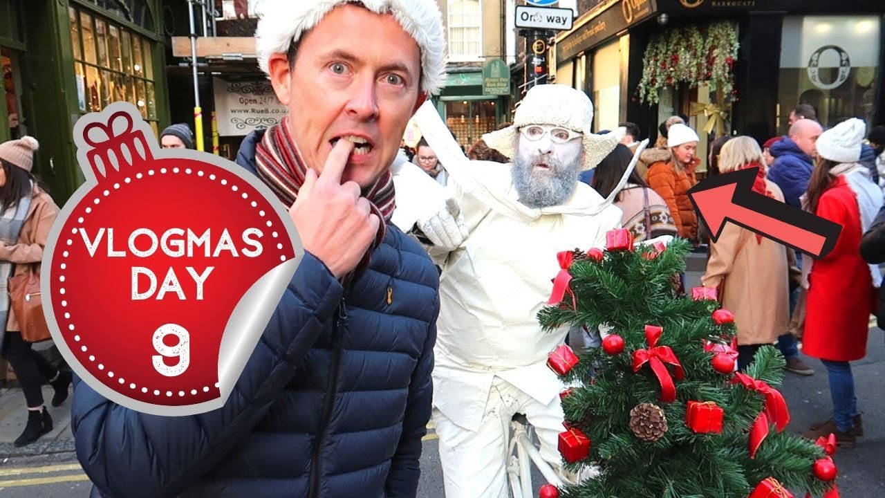 VLOGMAS 2019 DAY 9 | YORK CHRISTMAS MARKET | THE LODGE GUYS