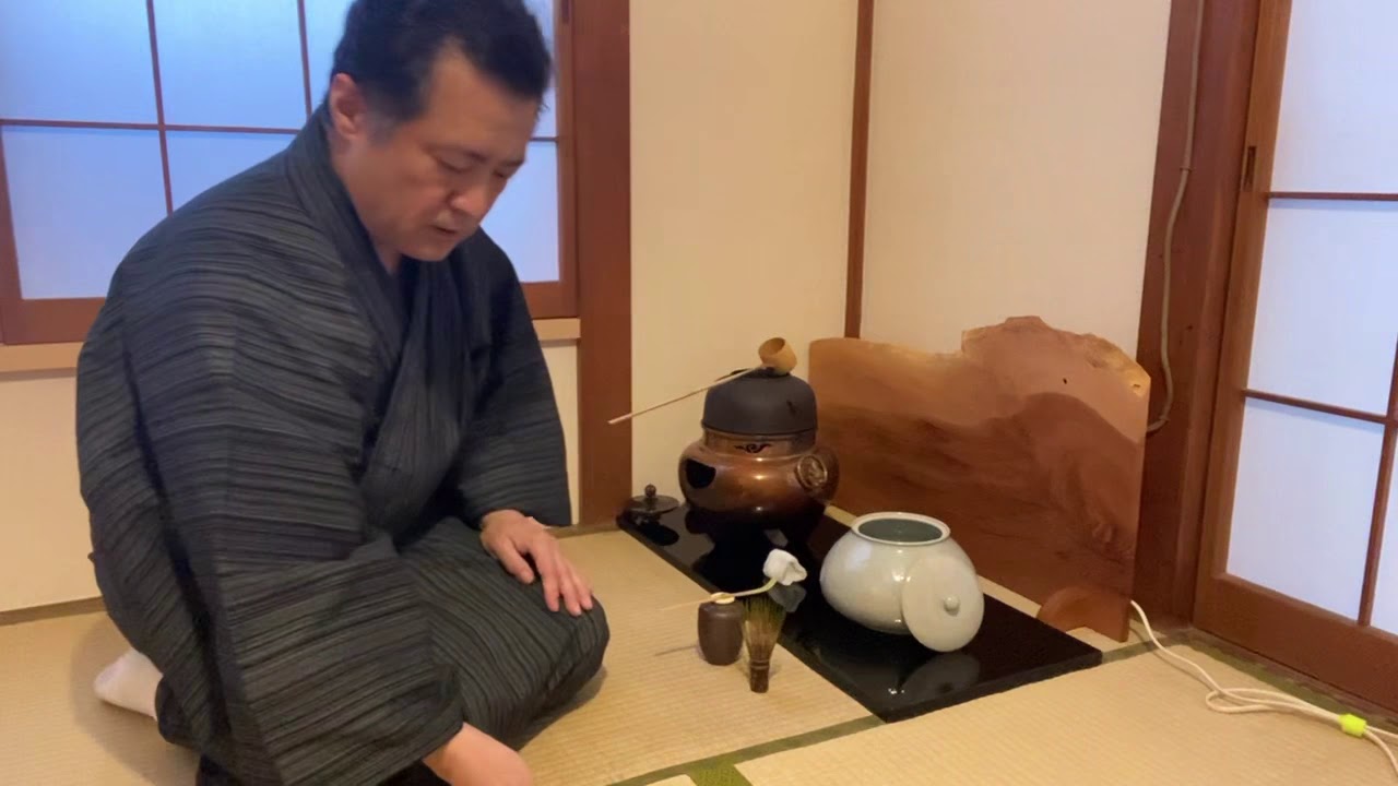 点前シリーズ19 風炉長板二つ置濃茶女点前栄螺蓋置