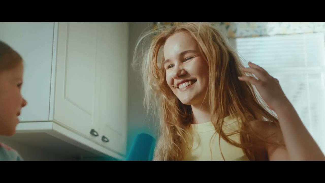 Elenia - Elämää sähköistämässä
