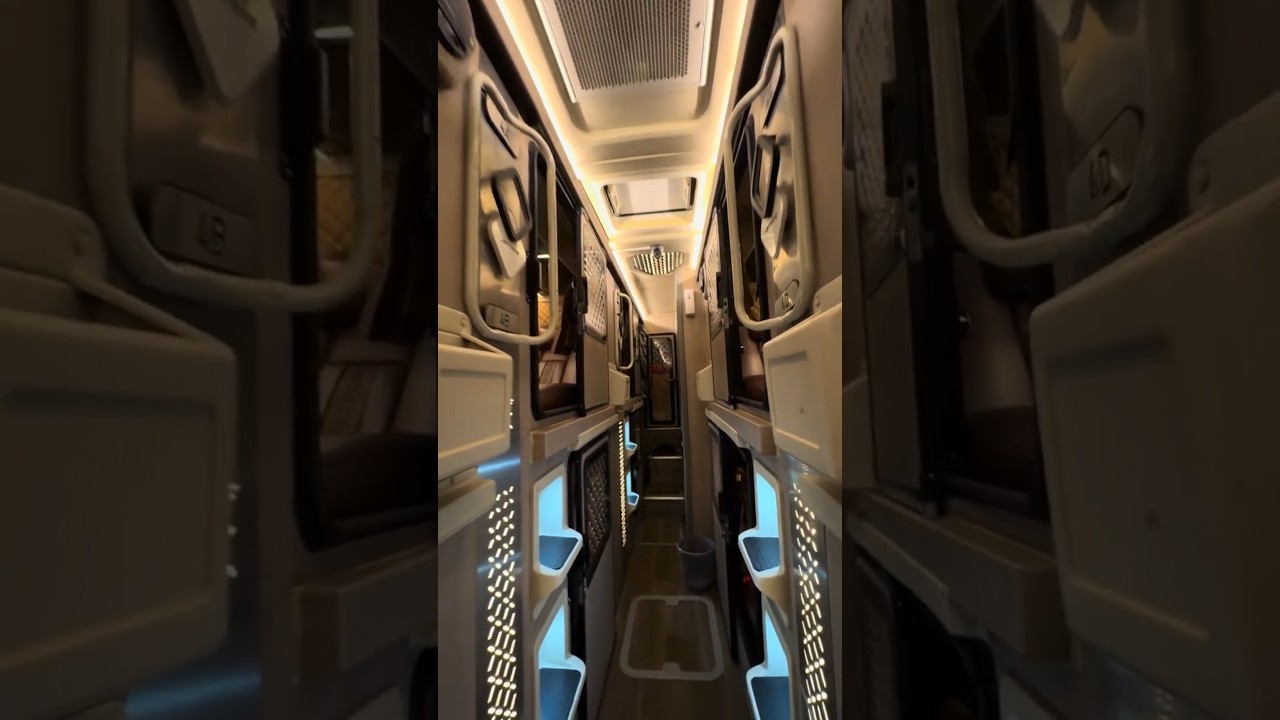 Very luxury sleeper class juragan 99 bus [jakarta to malang] 