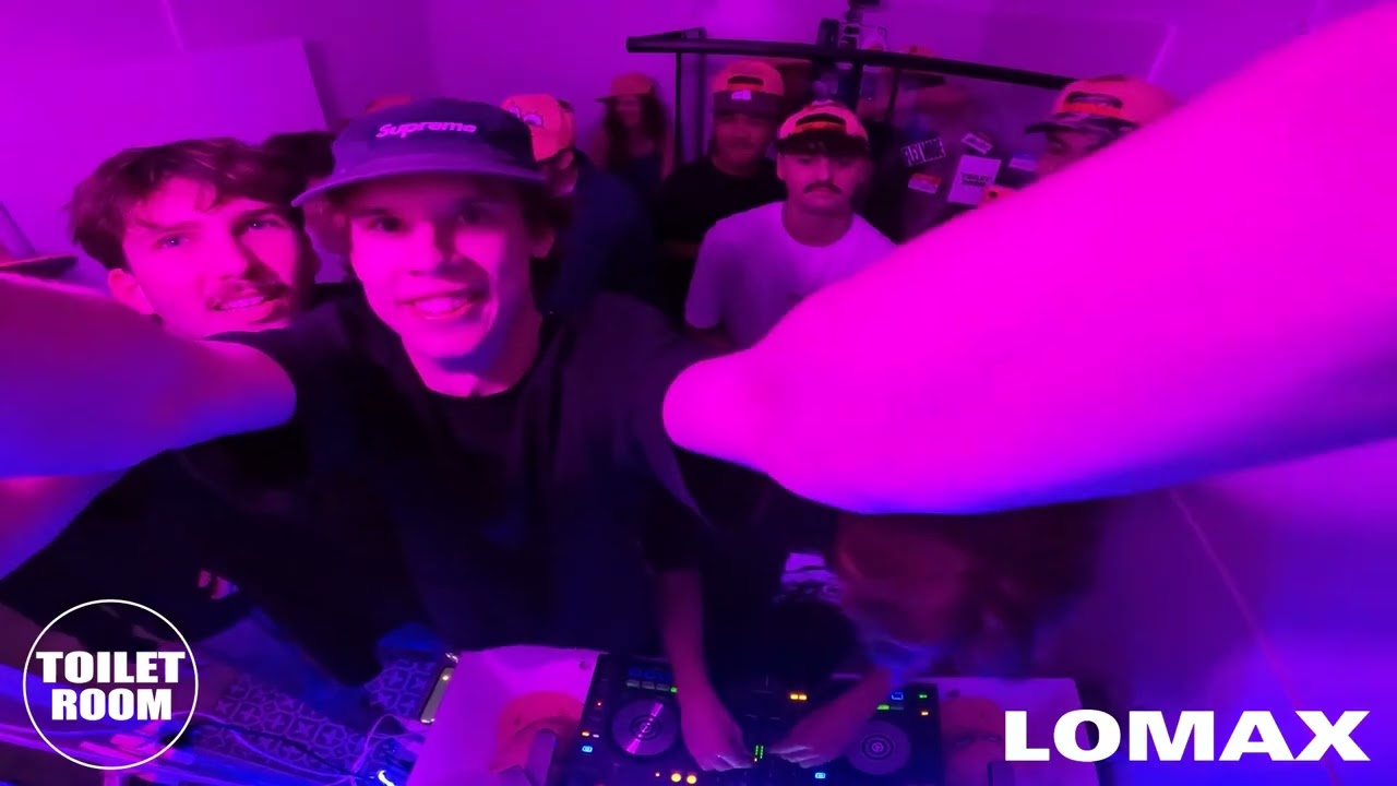 LOMAX - Toilet Room 003