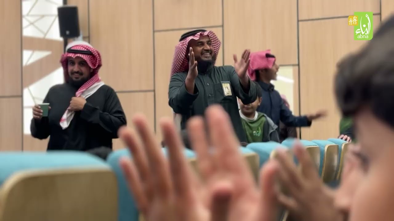 طلاب أكاديمية أبناء في المبنى الجديد بداية الفصل الدراسي الثاني