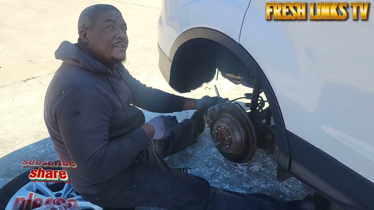 Replacing Brake Pads  On  A 2019 Ford Escape.