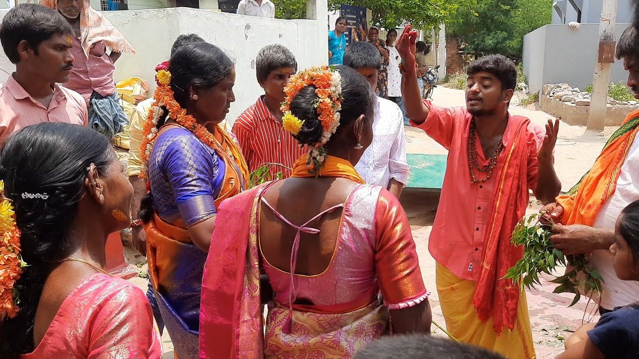 ఎల్లమ్మతల్లిని వేడుకొని సూర్యబోనం దెగ్గర మల్లన్న స్వామి సిగం Shiva swamy  @Milkshivakumaryadav