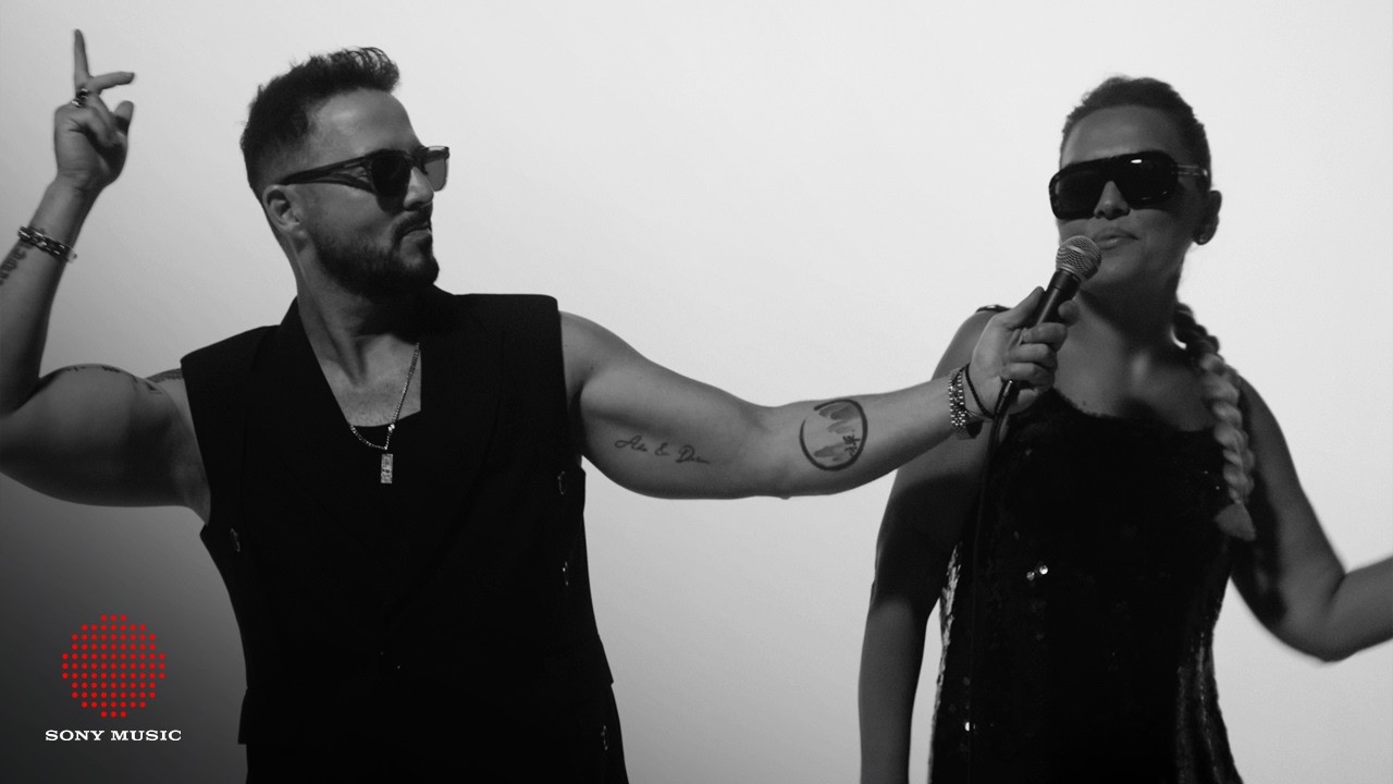 G&ouml;khan &Ouml;zen & Demet Akalın - NAZAR (Official Video)