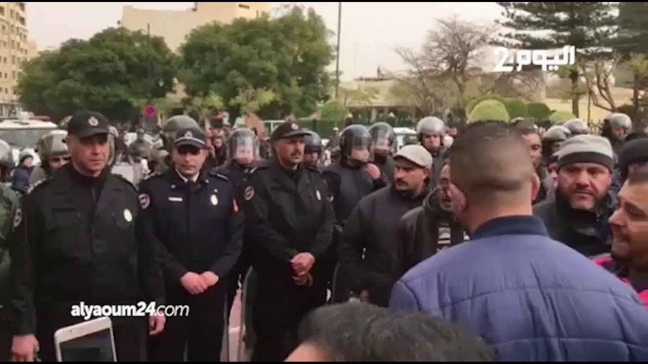 الأمن ينذر السائقين المضربين بوجدة