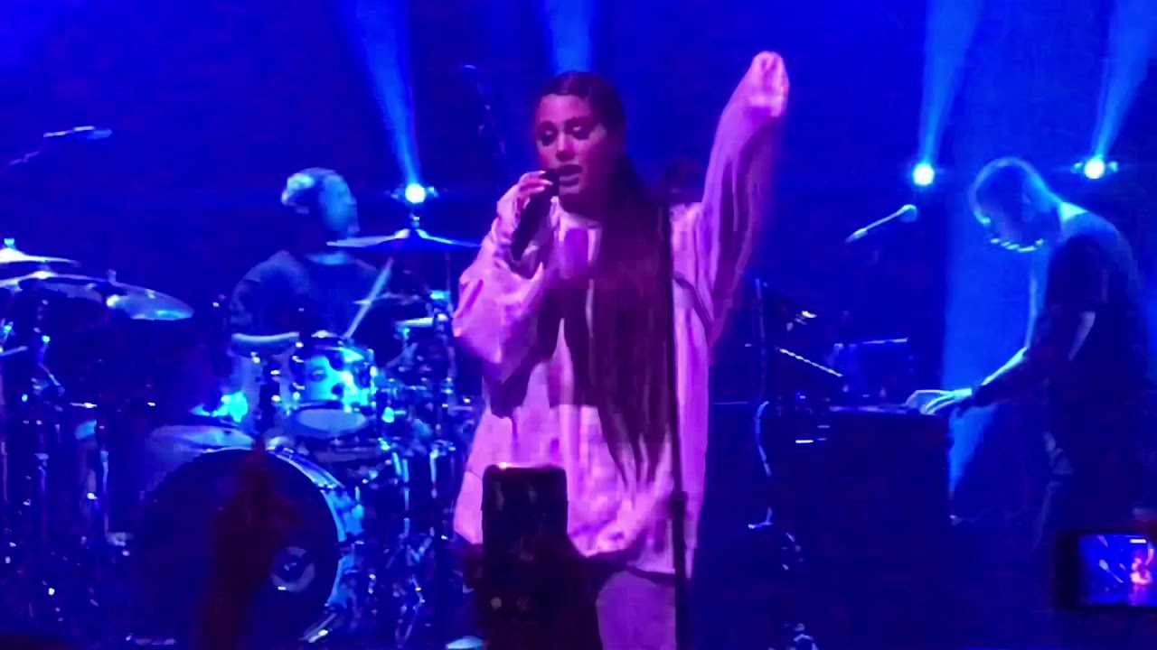Ariana Grande- No Tears Left to Cry- Sweetener Sessions- Chicago- 8/22/18