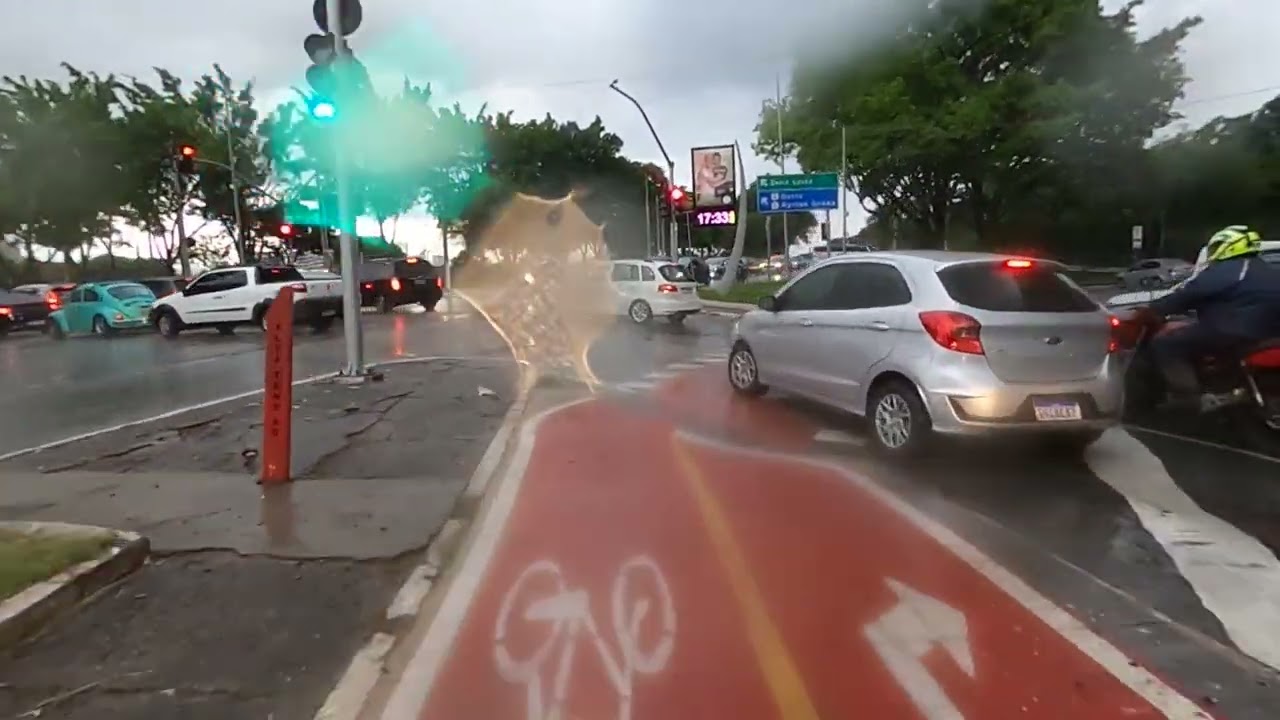 Pedal diário por São Paulo... E tome chuva! 20260108