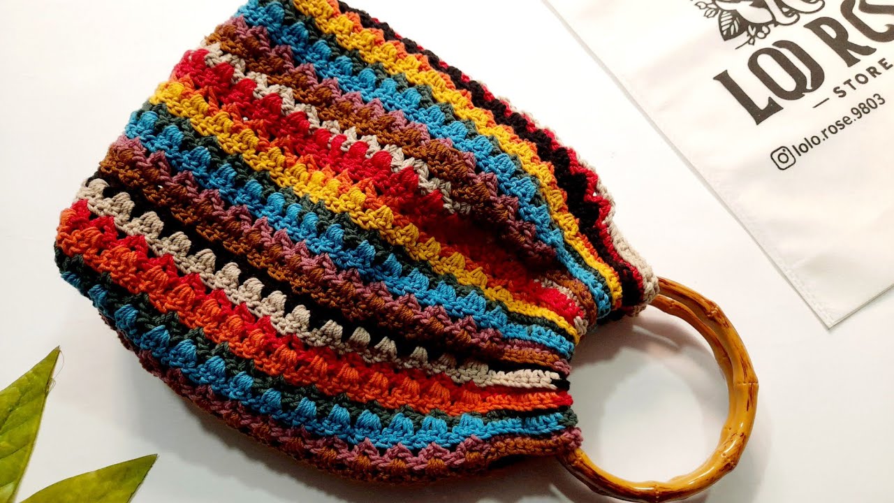 شنطة كروشية ببواقي الخيوط سهلة وبسيطة| Beautiful crochet bag made from yarn scraps Crochet tote bag