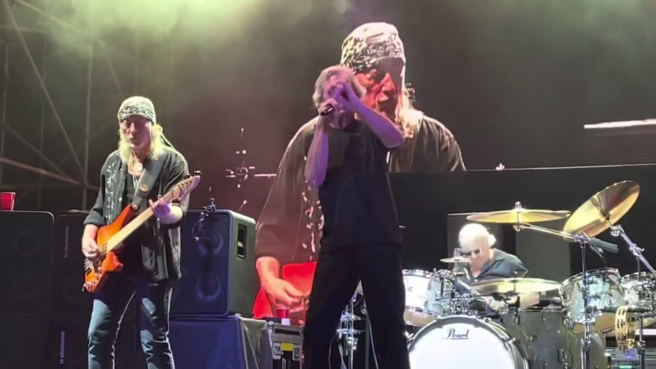 Deep Purple - 7 and 7 is ( Istanbul 25.05.2022)