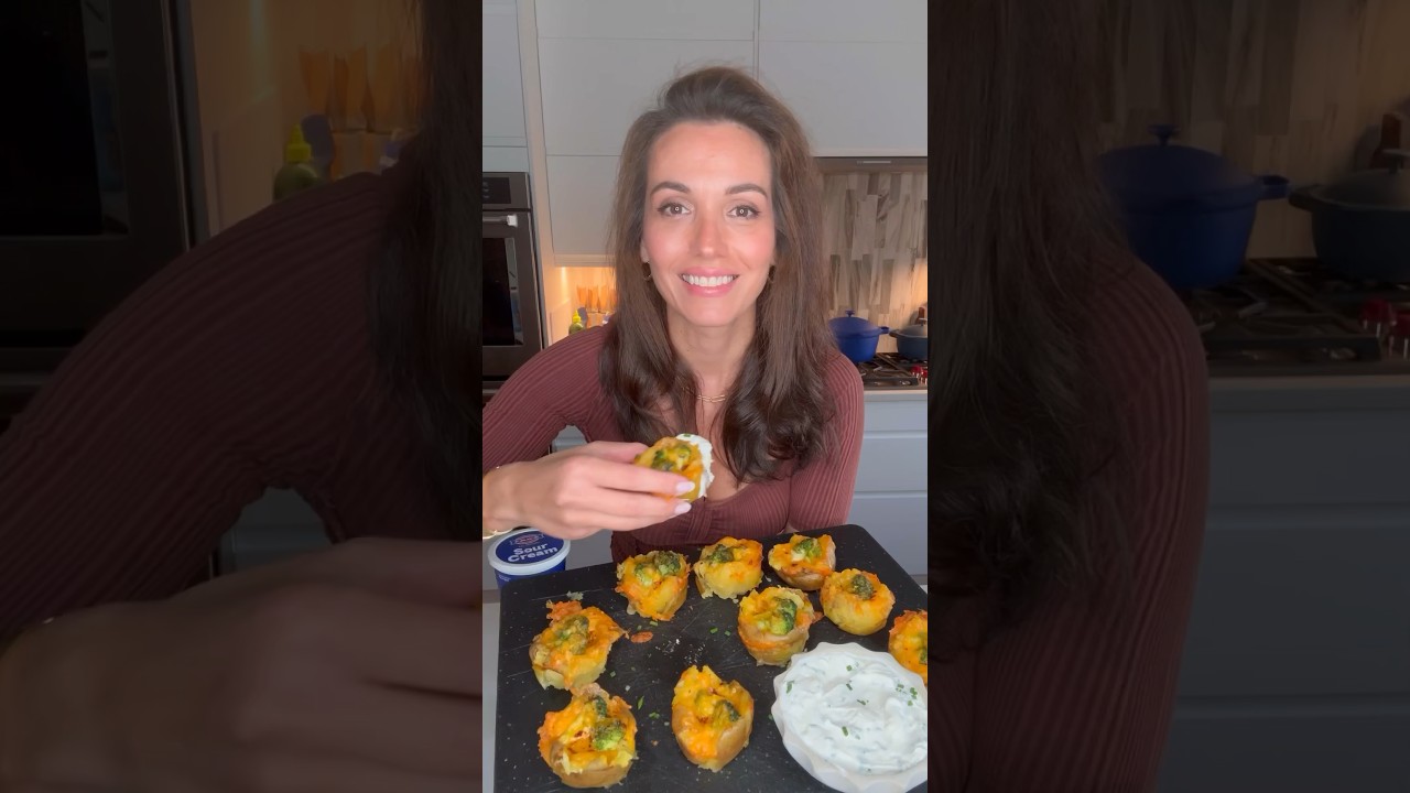 I can&rsquo;t stop making these Stuffed Smashed Potato Cups #shorts