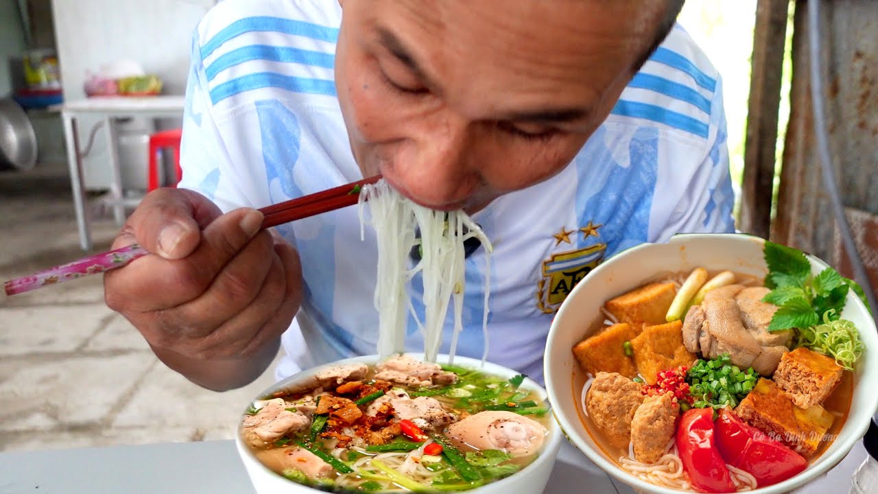 Hủ tiếu gõ xương ống ngon mềm ngọt, bún riêu cua đồng hết sức ngon