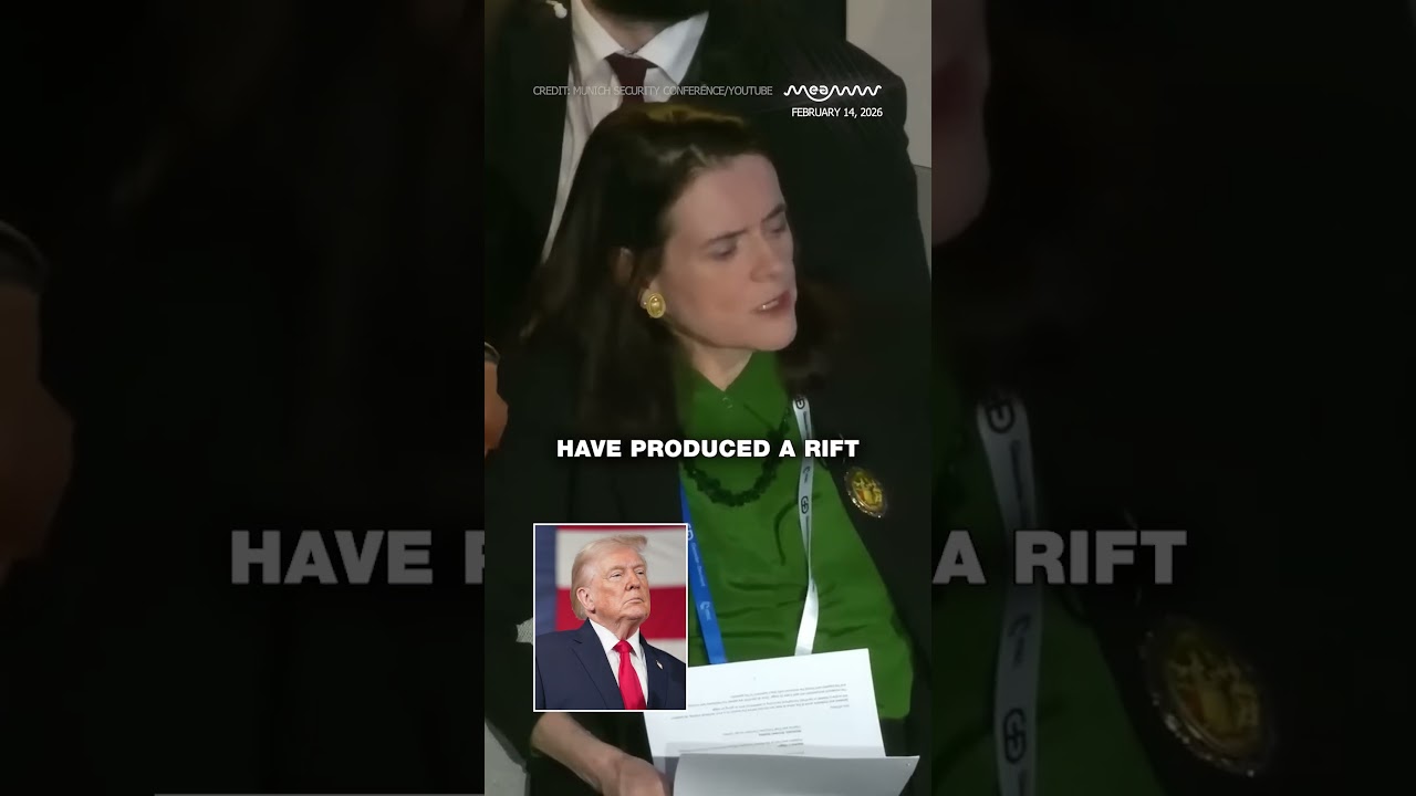 Хиллари Клинтон вступила в конфликт с чешским чиновником Петром Мацинкой после того, как он высту...