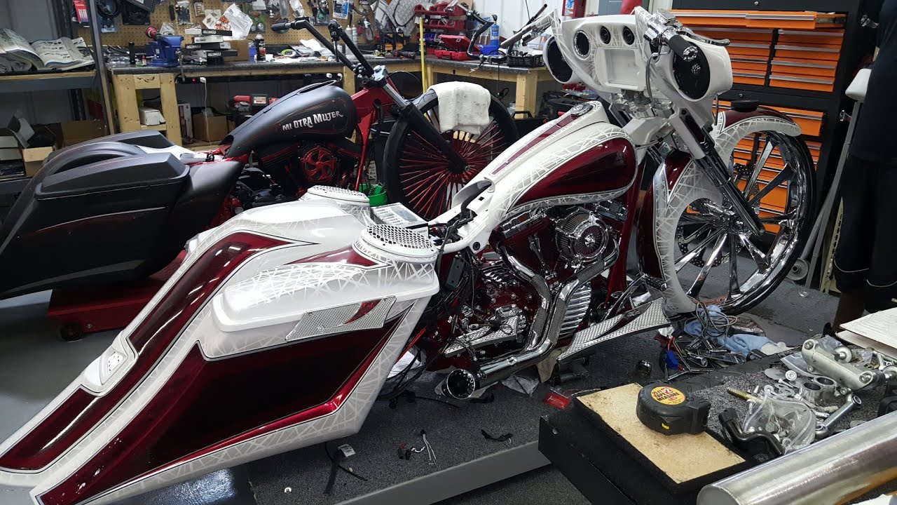 Veltboy314 - Inside F-Bomb Baggers - Home Of The Baddest Big Wheel Harley Bagger Builds