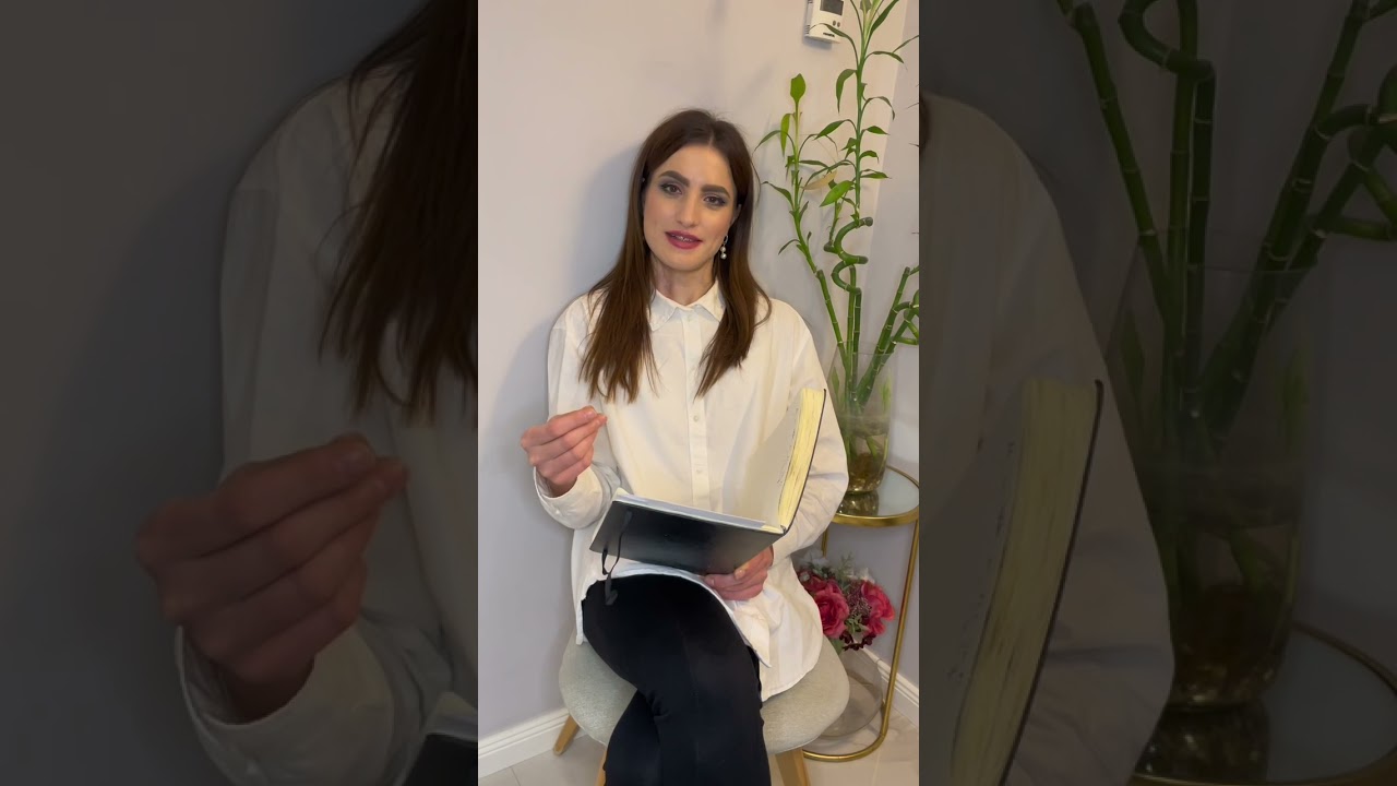 Astrologie pentru femei: cum te influențează tranzitele din martie #astrologie  #feminitate #martie 