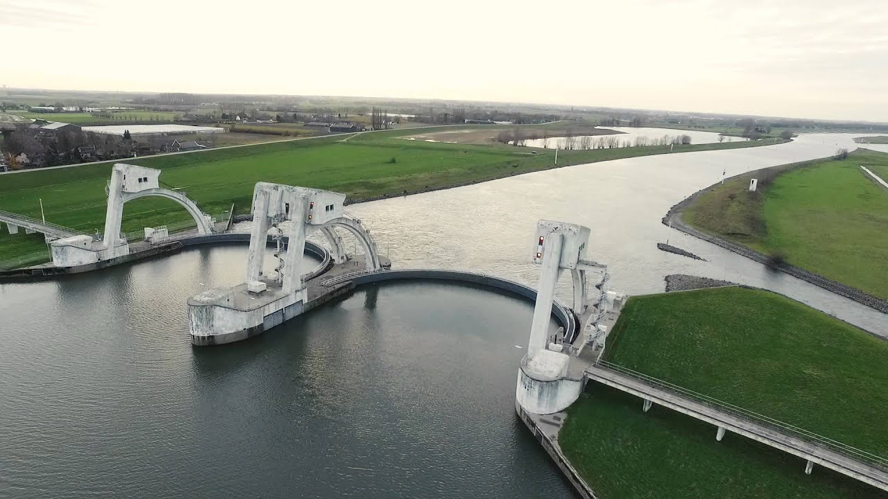 Sluis en Stuwcomplex Driel