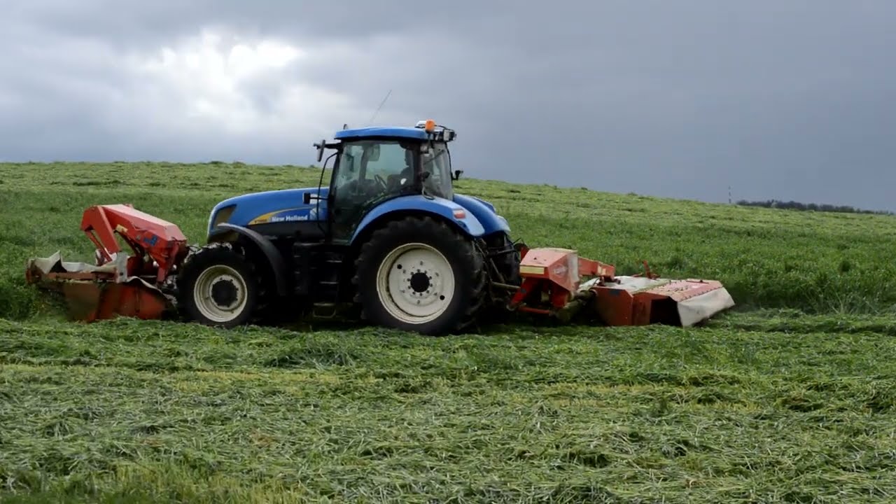 🔵🟡New Holland t7050/kuhn/kosenie raže🇸🇰