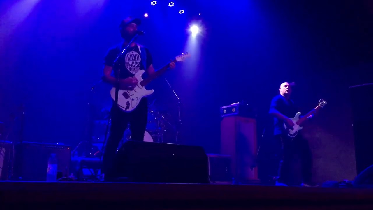 Cient&iacute;ficos del Palo -Llame Jah/Camino(vivo)