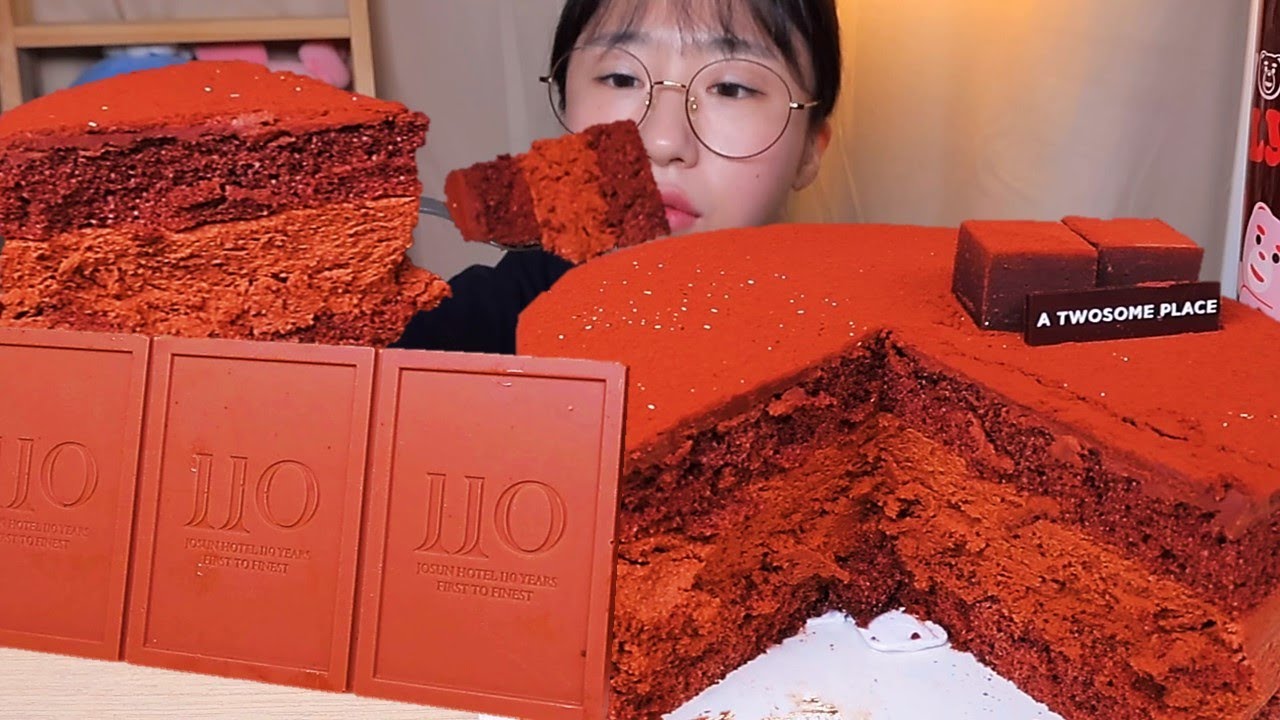 파베 초콜릿 케이크🎂 꾸덕하고 진한 초코 케이크! 투썸 케이크 디저트 먹방 Dessert Mukbang