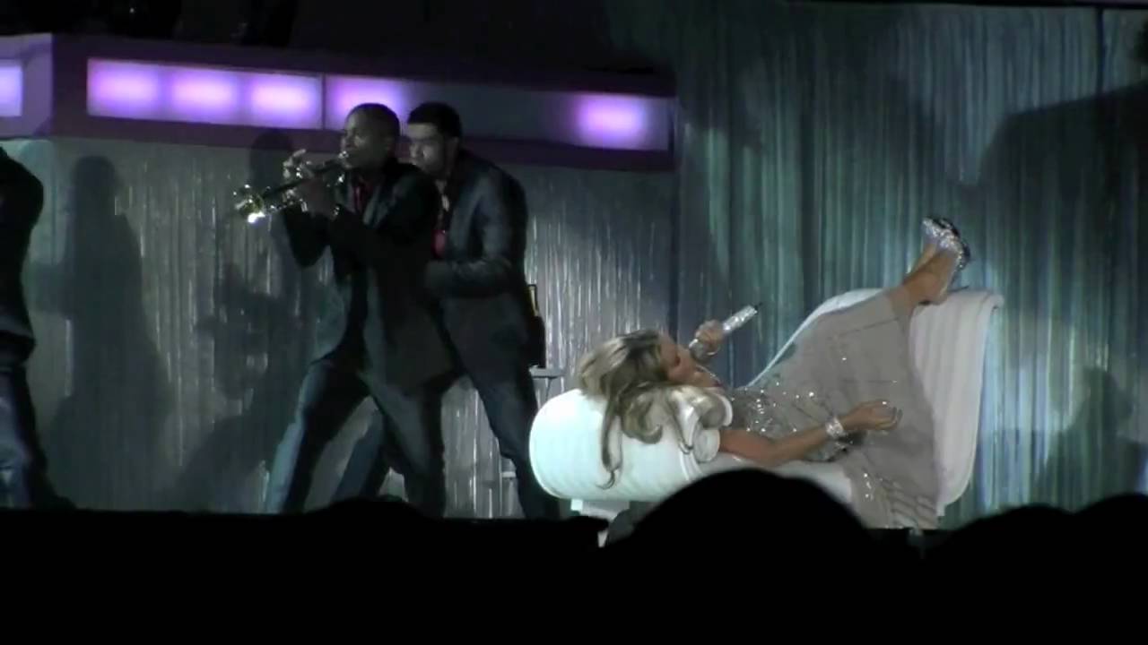 Mariah Carey - 07. Subtle Invitation (Angels Advocate Tour - AC Jan 02, 2010)
