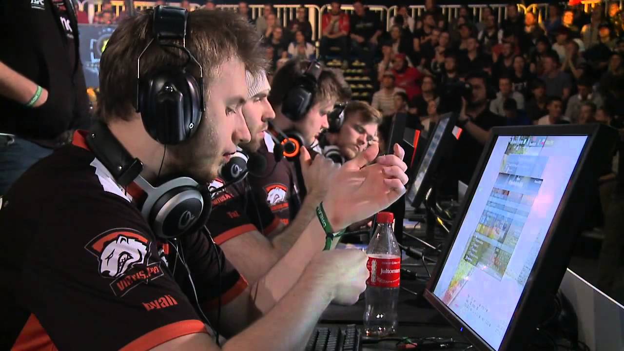 NiP против Virtus Pro на de_inferno @ Dreamhack Winter 2014 Полуфинал (CS:GO NiP против VP), Игра 3