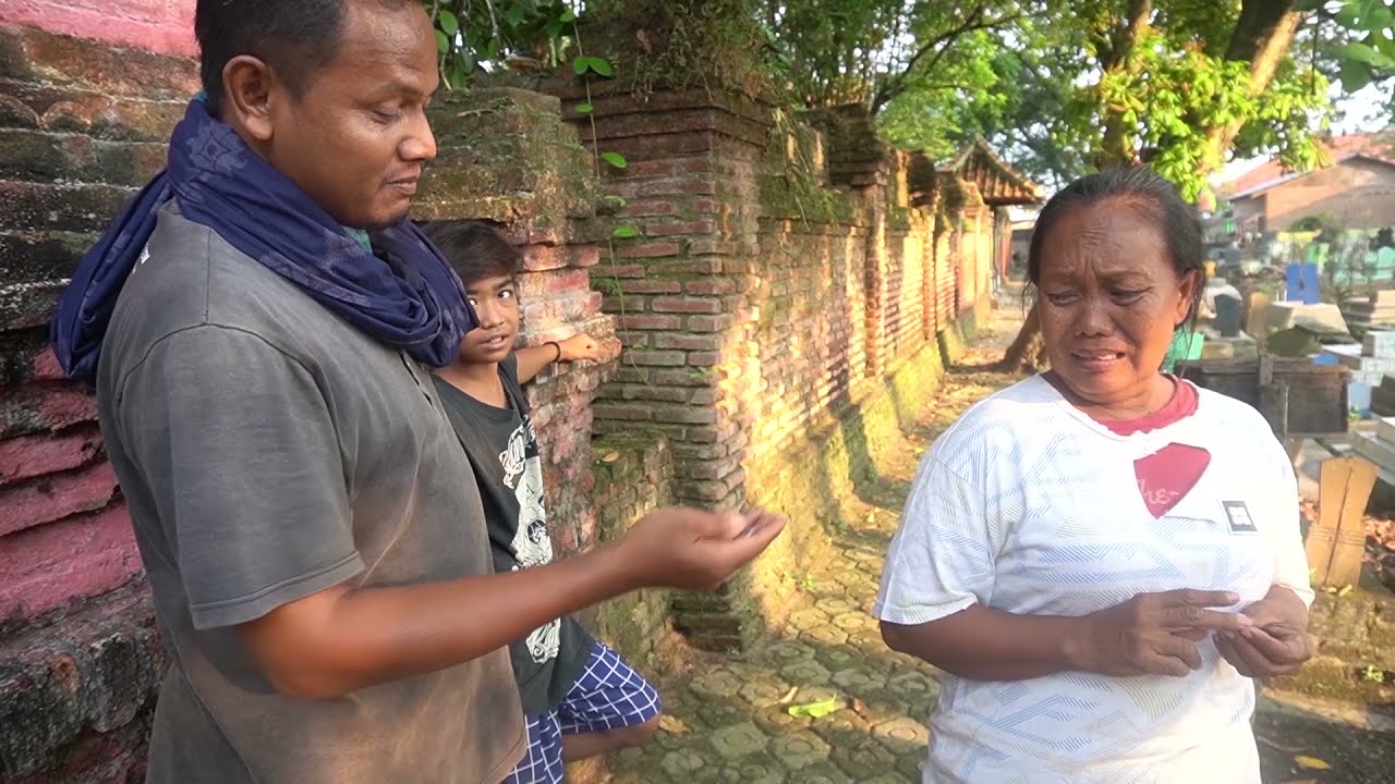 KETIBAN PULUNG : EPISODE 01