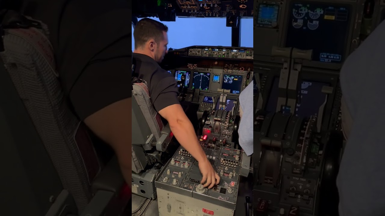 Пожар двигателя B737 при взлете