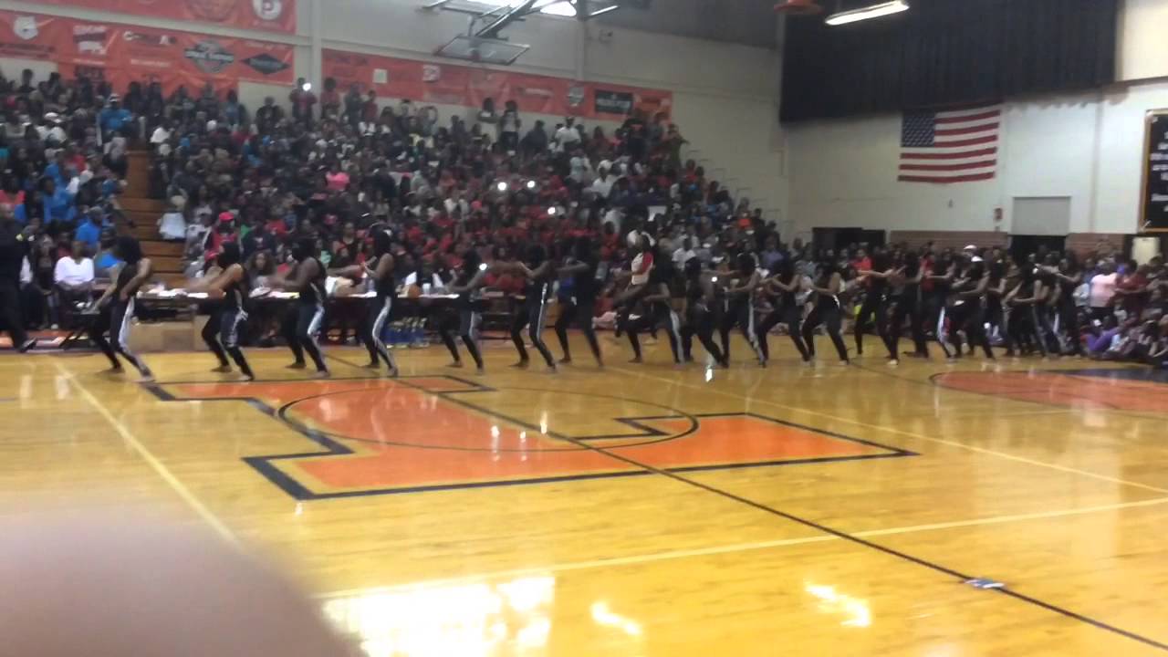 FADD WALK IN Bring the Heat Battle
