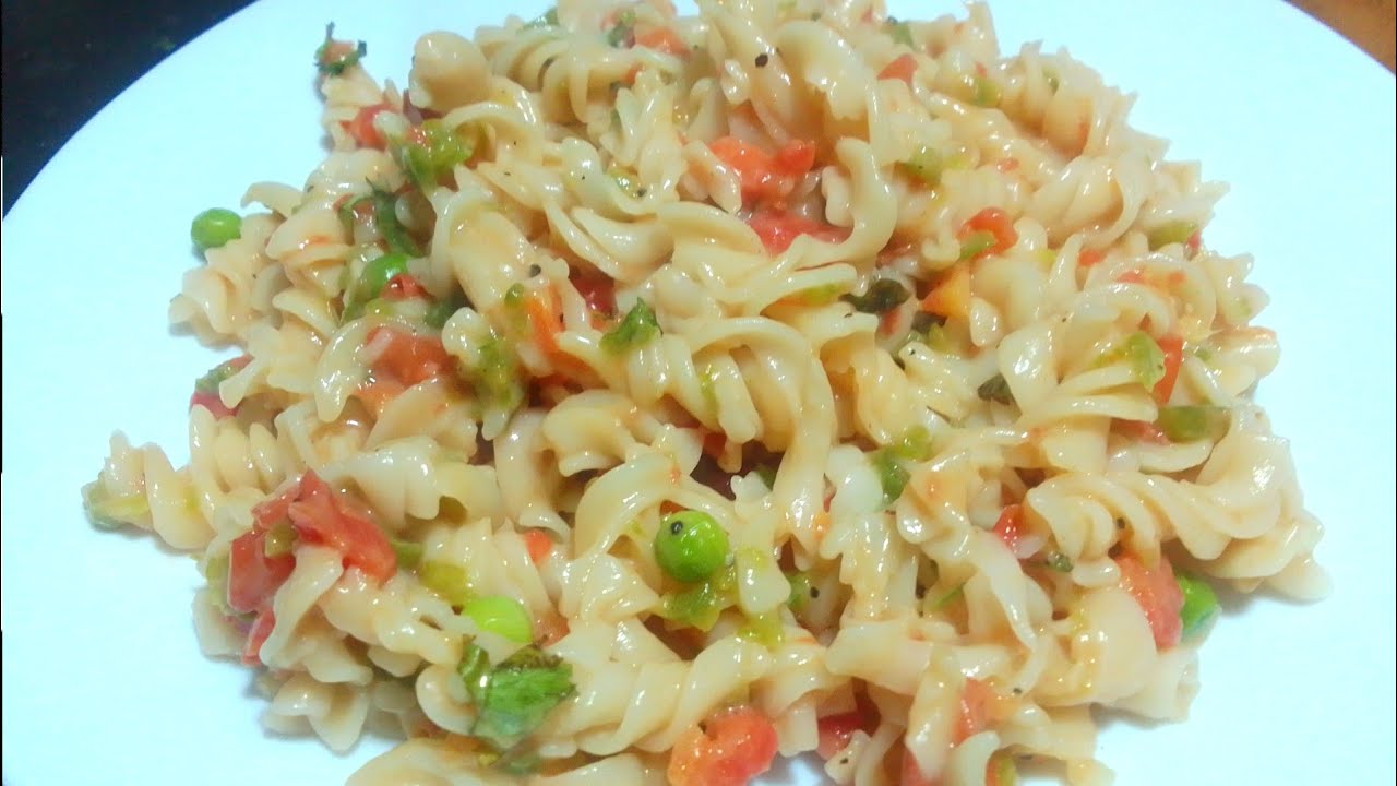 बिना किसी सॉस के घर पर बनाये street style veg pasta/pasta recipe 