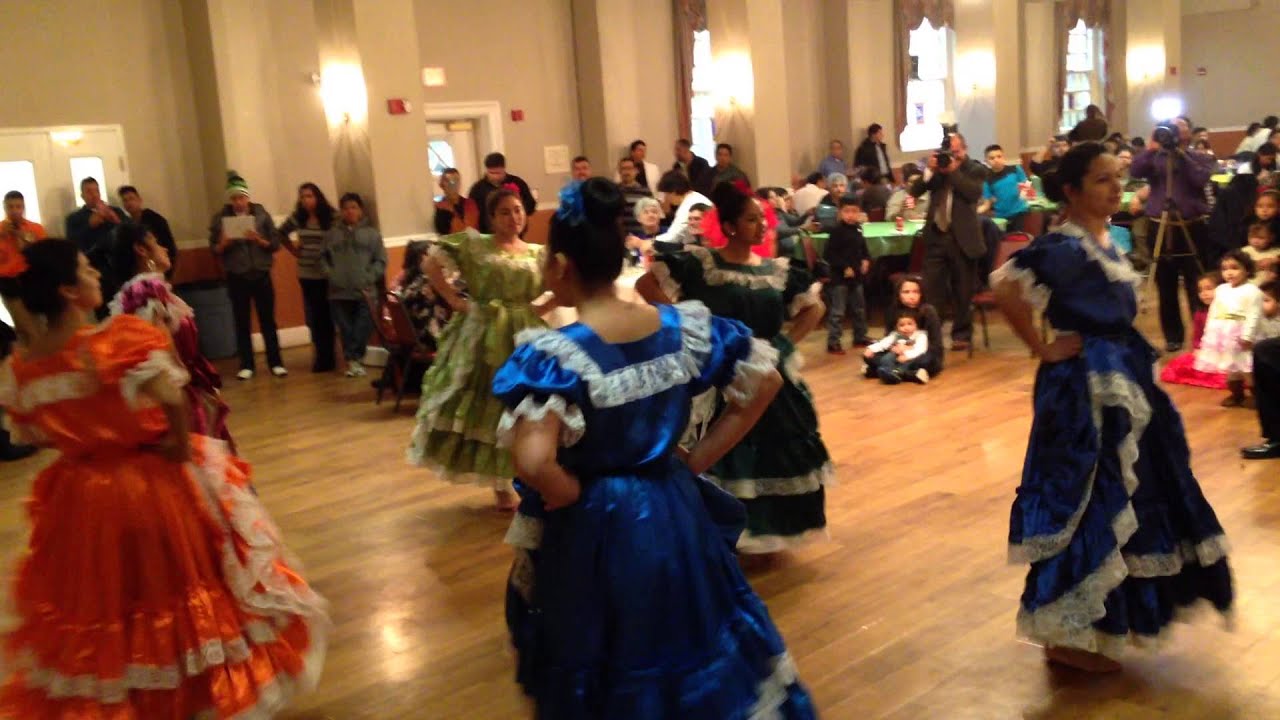 Danza Folklorica El Salvador Del Mundo 