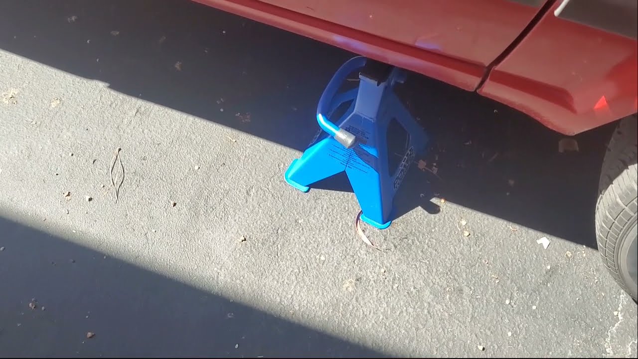 Muffler and Resonator Delete! Cutting up some pipes | Project Mk2 Golf