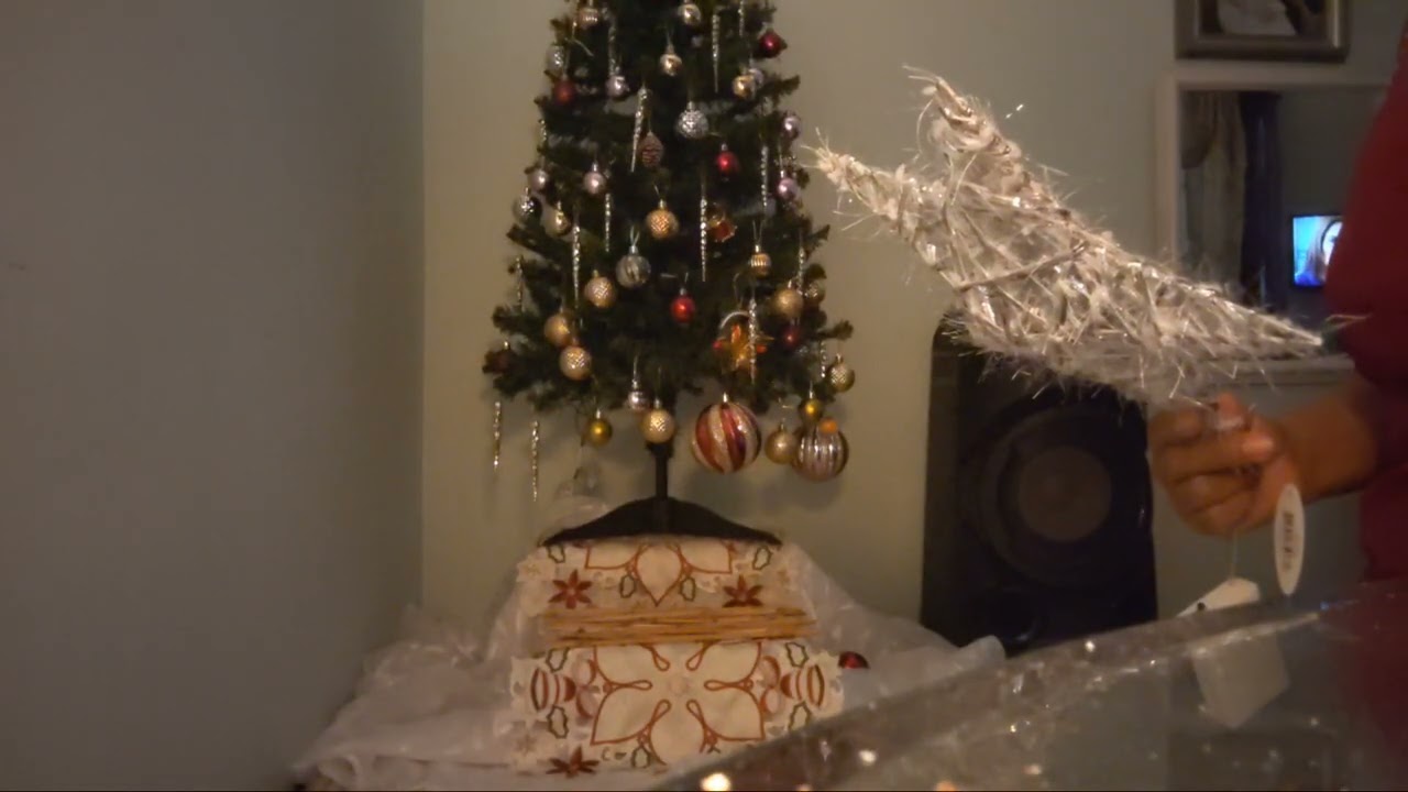 PORQUE UN ARBOL, Y NO UN PESEBRE,DE NAVIDAD, EN TU HOGAR?