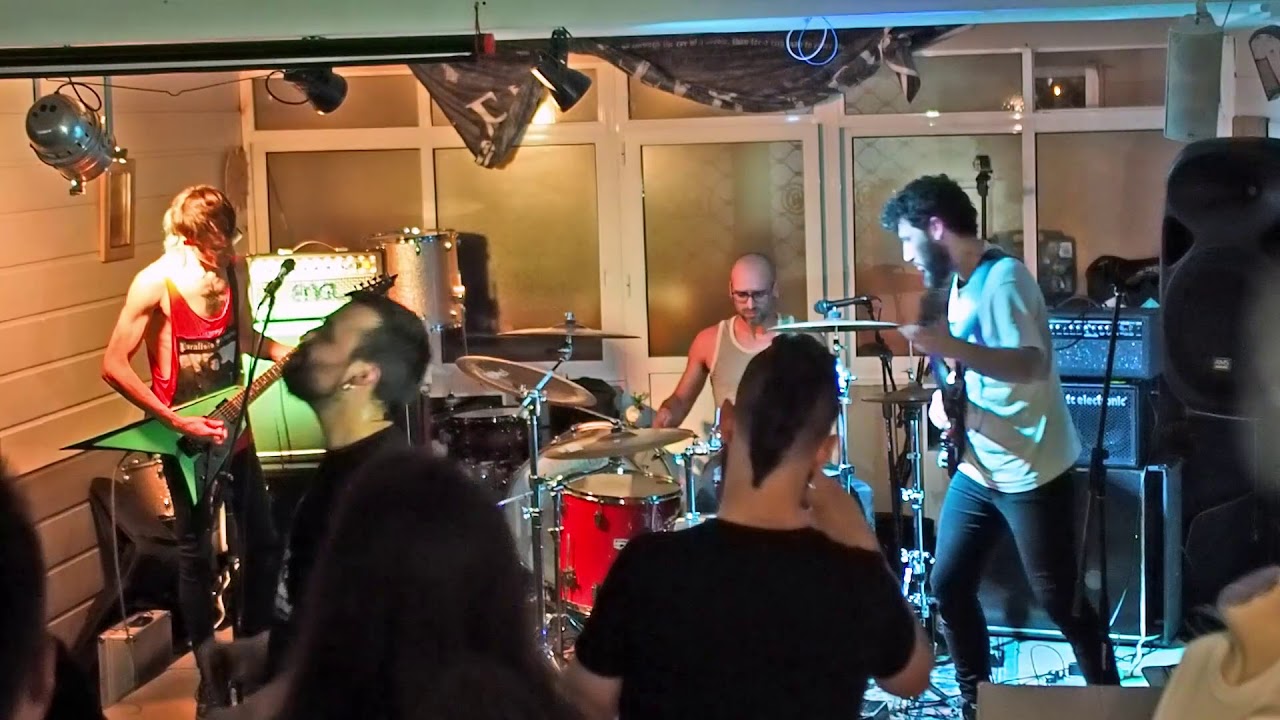 Taiga Dukha   Cenizas   Directo TronkoBar 12 05 18