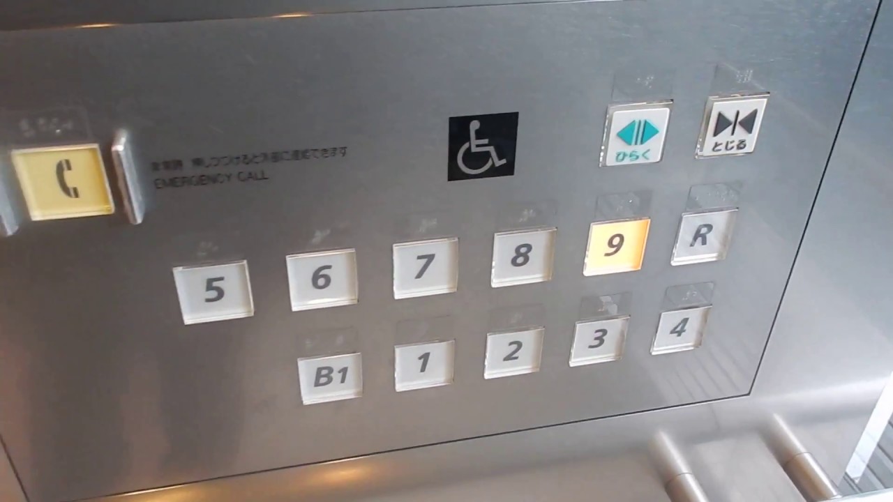 水戸京成百貨店のシースルーエレベーター　その2