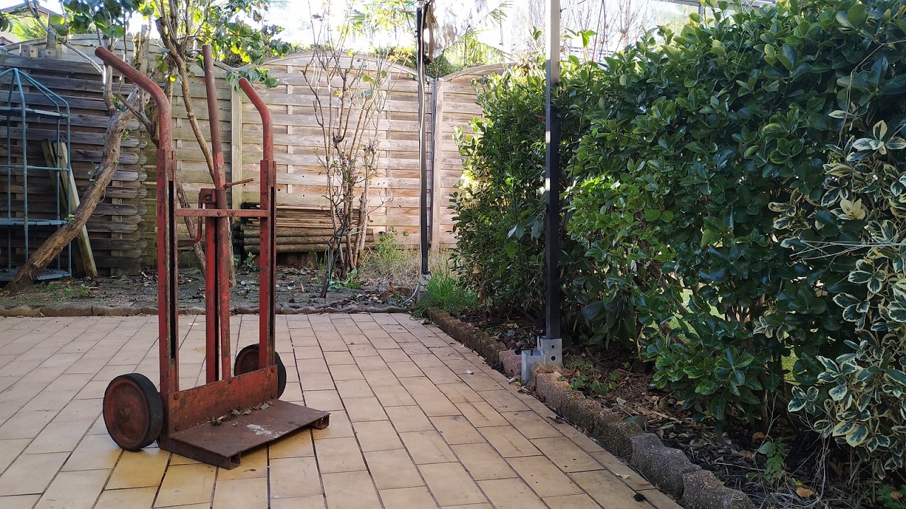 Old hand truck Restoration /  Restauration d'un vieux chariot