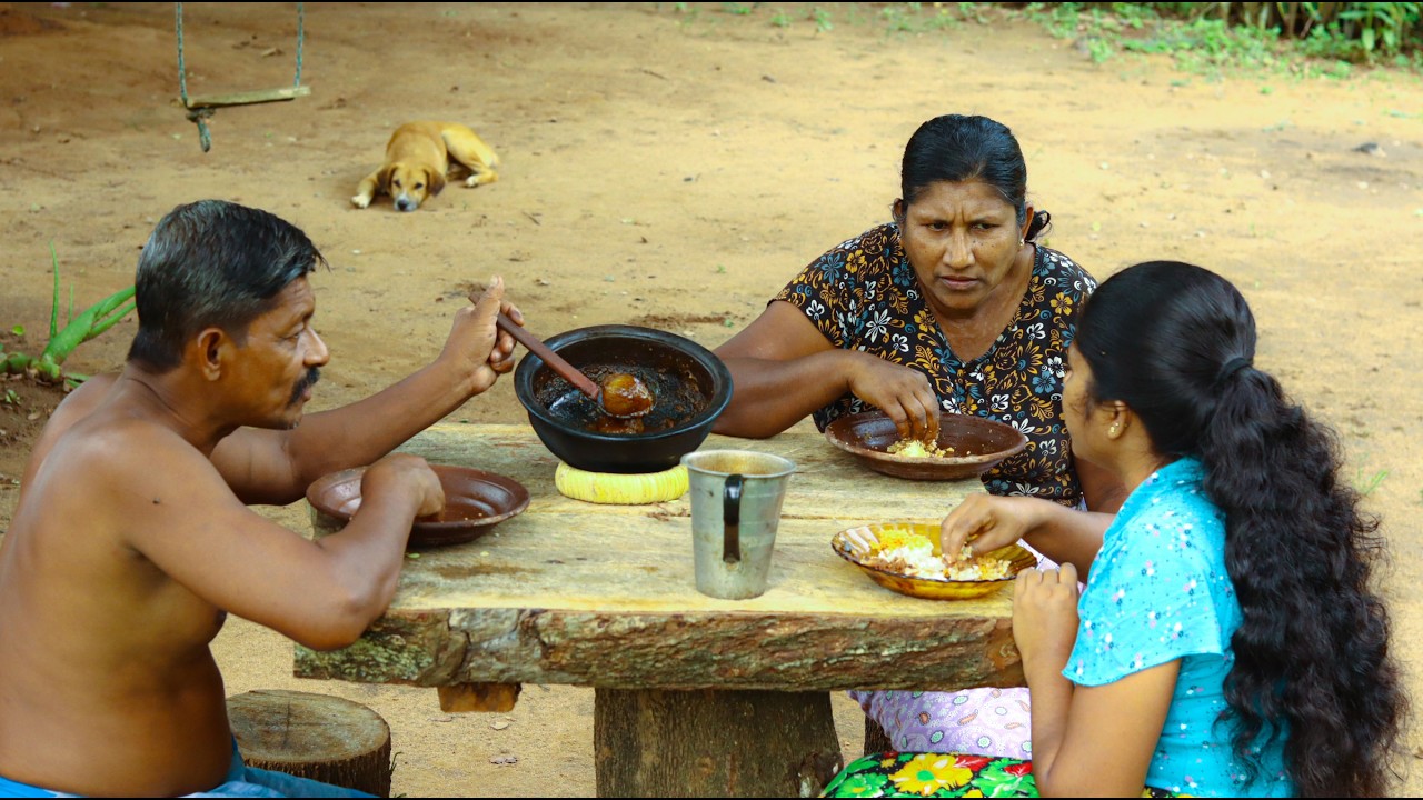Ambarella Dosi Made the Village Way Sweet & Sour Sri Lankan Treat🫒🫒 #village #foodie #recipe