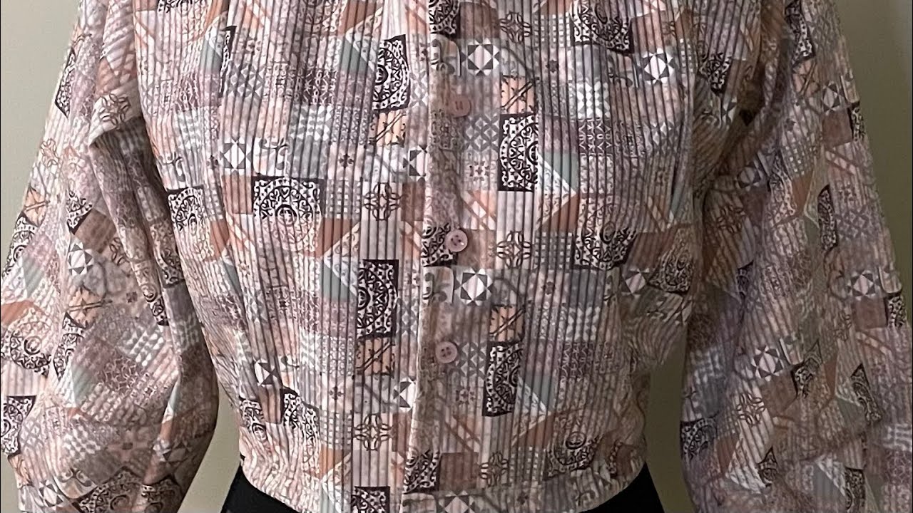 A crop top with lantern sleeve 