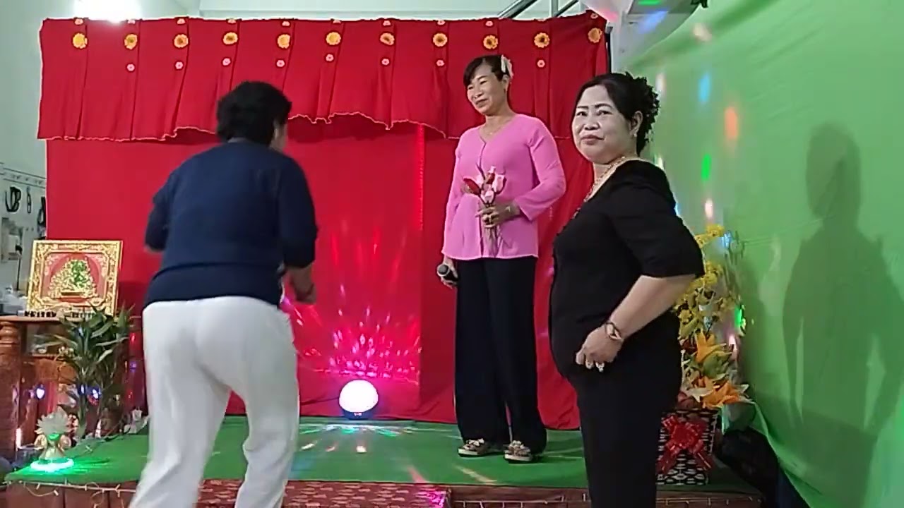 Xin Trả Tôi Về,,,, Chị Bông trình bày 