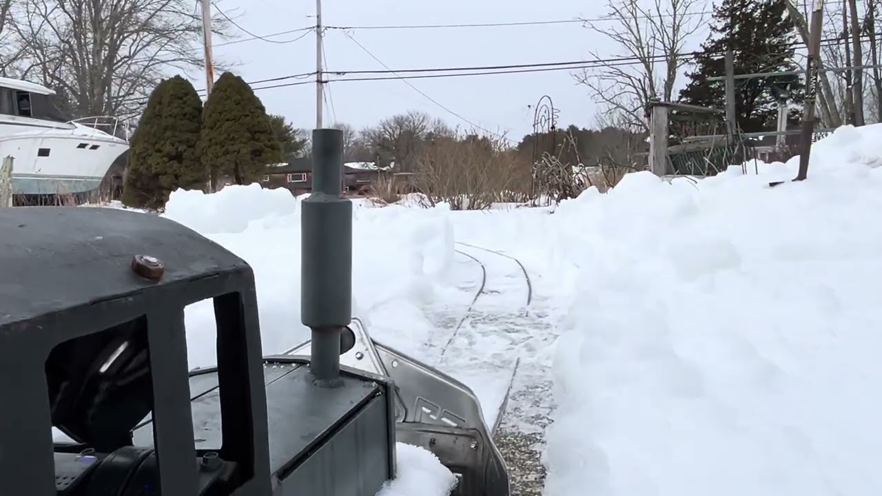 BBR ep5 clearing snow! reopening ￼the main line ￼
